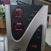 Stabilizzatore di tensione 1500VA SilverCloud