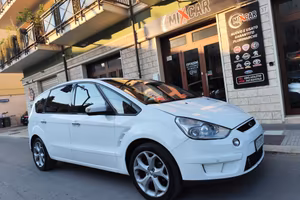 Ford S-Max 2.0 TDCi 140CV Titanium TETTO