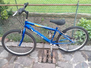 bicicletta  MTB 26 