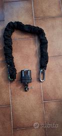 Catena antifurto per moto