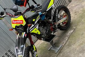 Fantic Motor XEF 125 4t performance (2022)