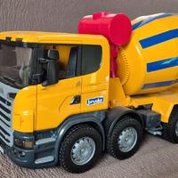 Bruder Autocarro betoniera Scania serie R