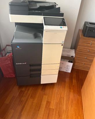Fotocopiatrice multifunzione