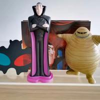 statua Dracula hotel Transylvania 