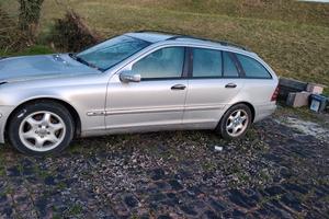 per pezzi di ricambio o intera