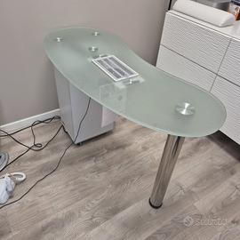 tavolo manicure/ricostruzione unghie