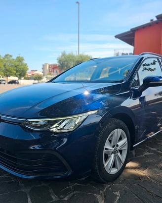 Volkswagen Golf Variant 2.0 TDI SCR Life 116 CV