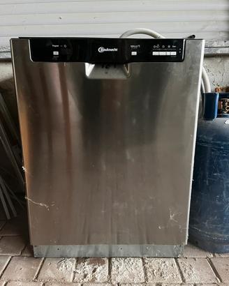 Lavastoviglie Bauknecht PowerClean 14 coperti