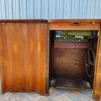 Macchina da cucire Visnova