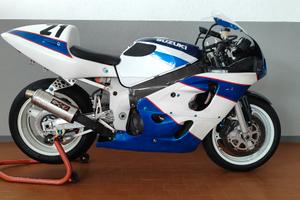 Suzuki GSX-R 600 1997 SRAD 24000 km + 1 motore