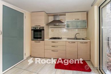 CENTRO STORICO, VIA GABRIELLO CARNAZZA - BILOCALE