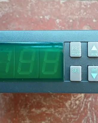 Termostato CAREL per frigorifero nuovo