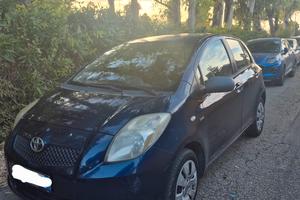 Toyota Yaris 2006