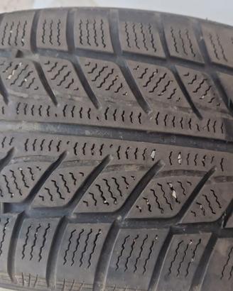 Due pneumatici Goodride m+s 225/60R17 99H