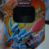 Tin box Kyurem Bianco EX e carta