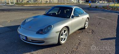 Porsche 911 Carrera coupé Targa Oro