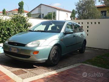 FORD Focus 1ª serie - 1999
