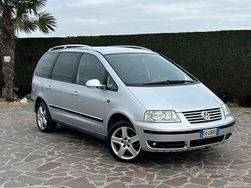 Volkswagen Sharan 2.0 TDI Highline 7posti