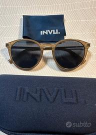 Occhiali da sole INVU polarizzati con custodia