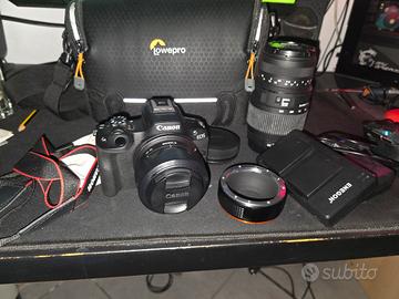 Canon eos r50 +obbiettivi e accessori
