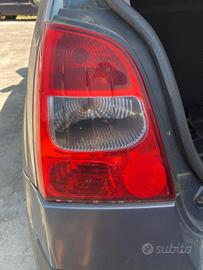 STOP FANALE POSTERIORE SINISTRO RENAULT Twingo II