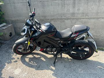 Keeway RKF 125cc + carrello e accessori