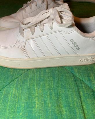 Scarpe Adidas bianche