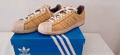 Adidas superstar
