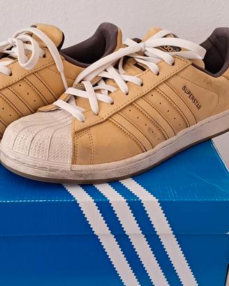 Adidas superstar