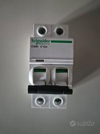 interruttore magnetotermico 10 A