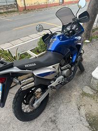 Honda transalp 650 2006