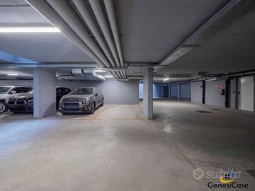 Box / Garage di 14 m² a Milano