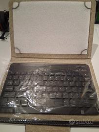 custodia tablet con tastiera