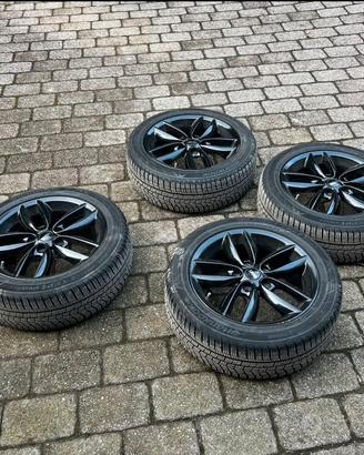 Cerchi da 17 ‘Mini con gomme da neve