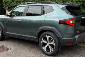 Dacia Duster Journey Hybrid 140 meno di 10mila km
