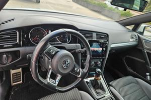 Volkswagen Golf 7.5 R.Line 1.6