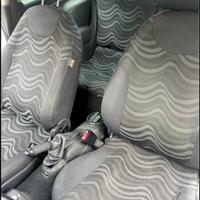 MINI ONE D 2004