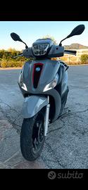 Scooter Piaggio Medley S ABS