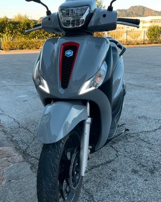 Scooter Piaggio Medley S ABS