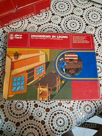 Soggiorno in legno per bambole anni 70