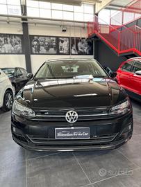 Volkswagen Polo 1.0 TSI 5p. Highline BlueMoti...