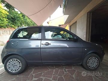  Lancia Ypsilon Multijet 
