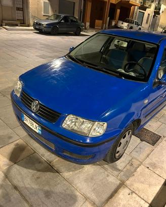 auto usata o per pezzi di ricambio 