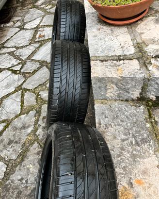 3 Gomme estive 205/45/17 Kleber