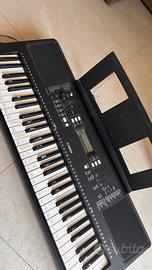 Tastiera Yamaha PSR-E363 61 tasti