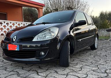 Renault Clio 1.2 turbo gpl