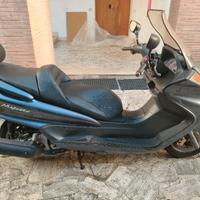 Yamaha majesty 