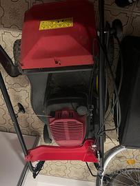TAGLIAERBA MAKITA  CON MOTORE HONDA