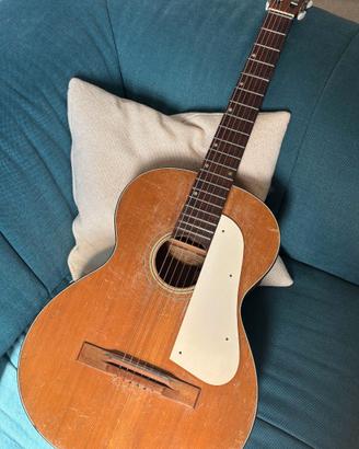Chitarra acustica Mogar Anni '50