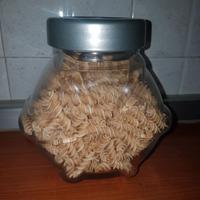 Barattoli e cucchiaini